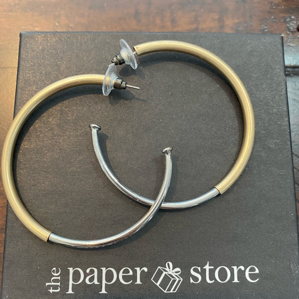 3/ $15! Gold & Silver Hoops